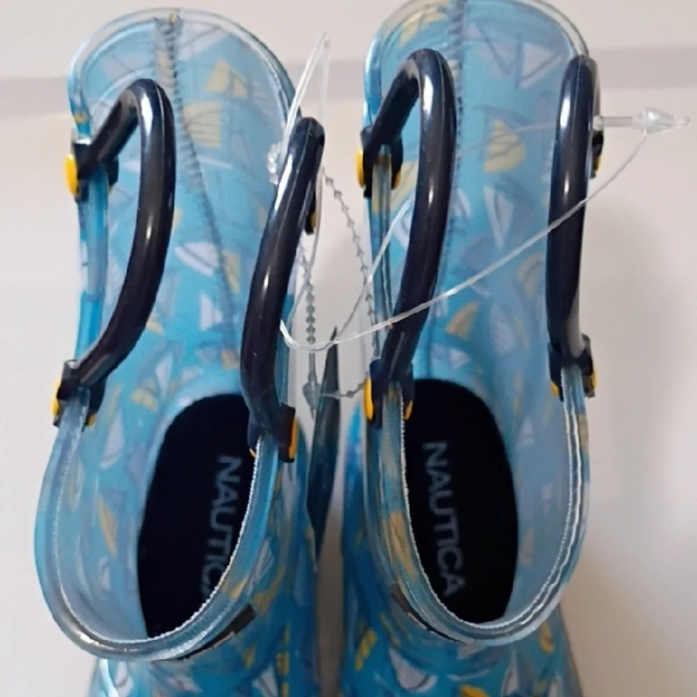 NAUTICA KIDS PULL-ON RAIN BOOTS Blue Yellow Sailboat Print SIZE 11 Toddler NWT